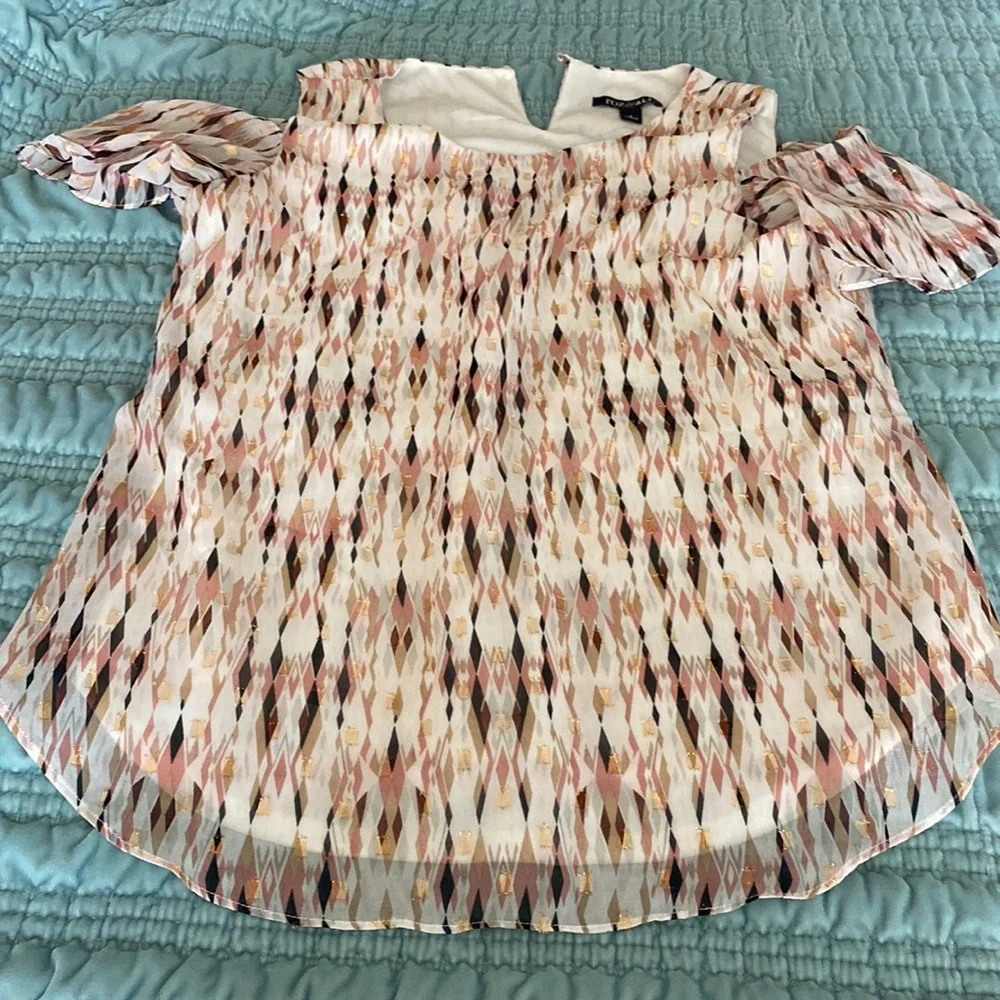 Small Roz&Ali blouse - Picture 2 of 5